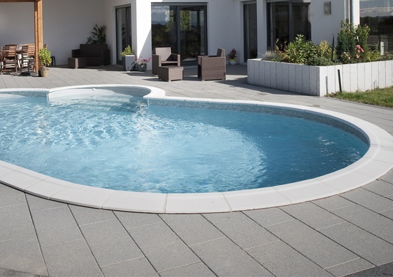 avantages-piscine-coque