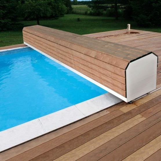 Volet roulant de couverture piscine