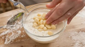 Pas besoin de le noyer dans la crème : ce geste rend le gratin dauphinois incroyablement fondant